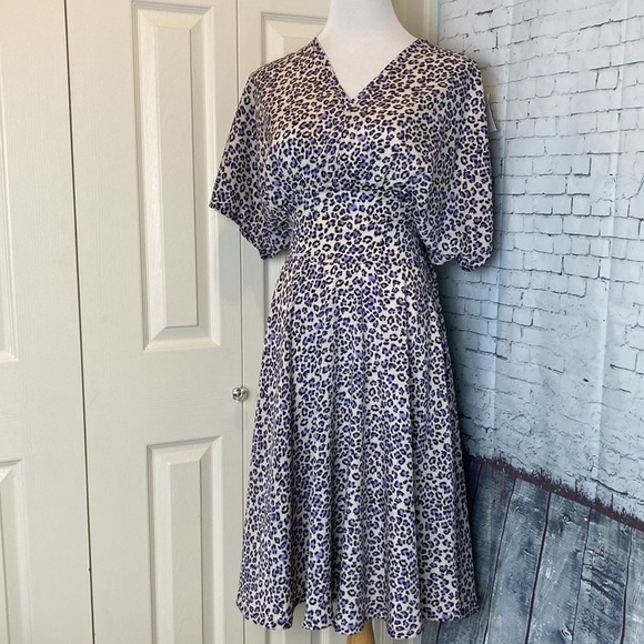 Folly PDX Sarah Bibb Dress Cheetah Short Sleeve Tie Waist M Office Portland - Picture 1 of 16